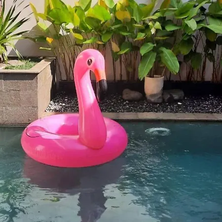 Namdur Villa Sariwangi - Tropical Villa In Bandung With Private Pool